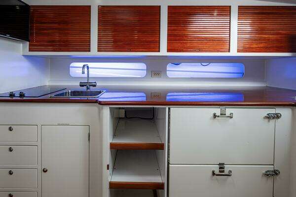 Gamefisherman 45 Express Yacht For Sale