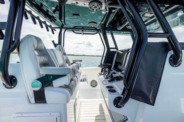 Freeman 37 VH Yacht For Sale
