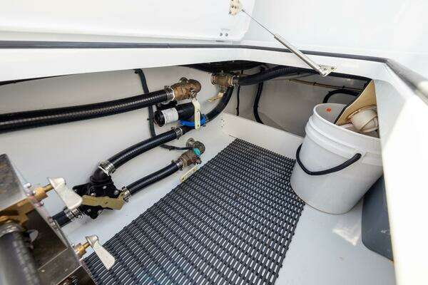 Freeman 37 VH Yacht For Sale