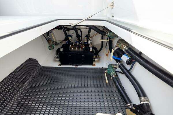 Freeman 37 VH Yacht For Sale