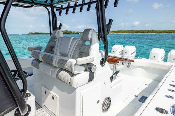 Freeman 37 VH Yacht For Sale