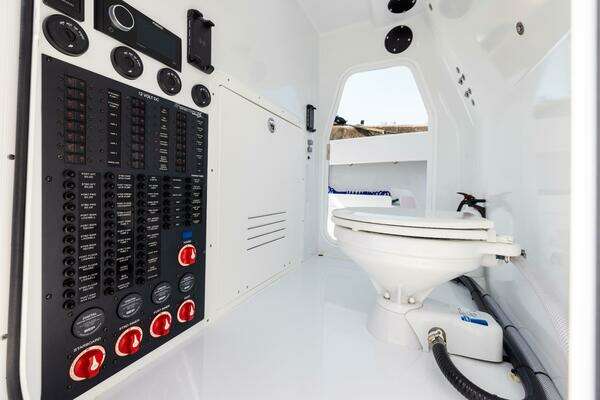Freeman 37 VH Yacht For Sale