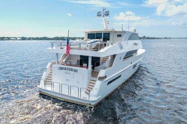 Hargrave Skylounge Yacht For Sale