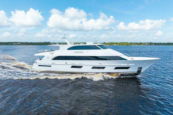 Hargrave Skylounge Yacht For Sale