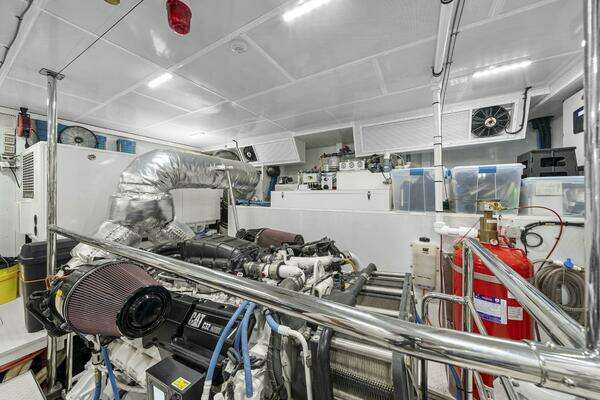 Hargrave Skylounge Yacht For Sale