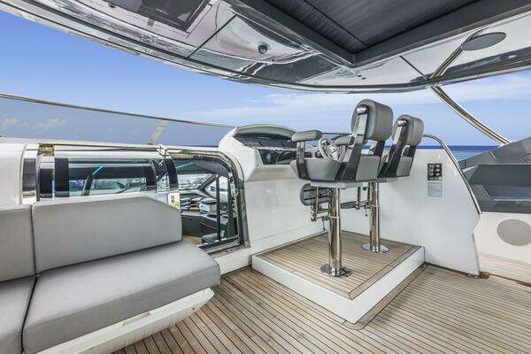 2024 Sunseeker 98