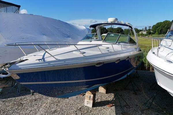 Photo of the 2004 Formula 370SS