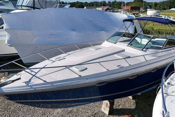 Photo of the 2004 Formula 370SS