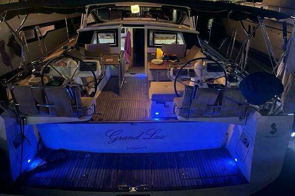 Beneteau Sense 55 Yacht For Sale