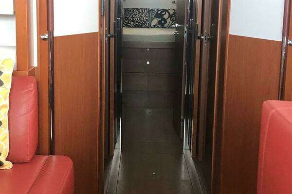 Beneteau Sense 55 Yacht For Sale