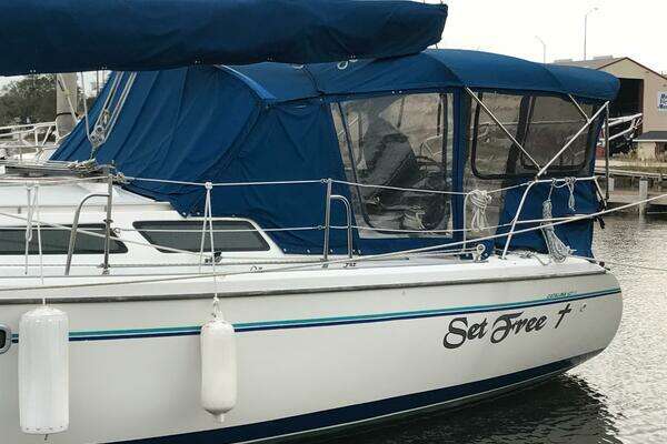 Photo of the 1995 Catalina 42 Mk II "Set Free"