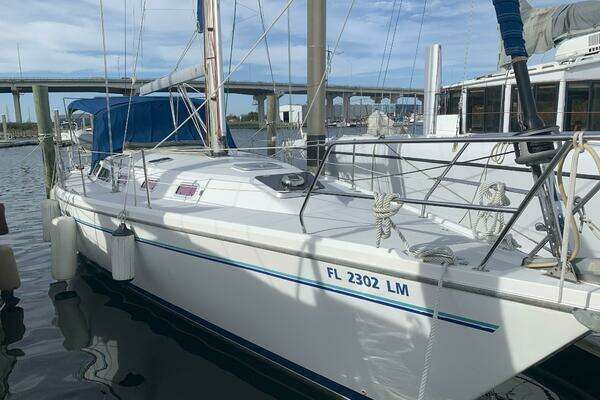 Photo of the 1995 Catalina 42 Mk II "Set Free"