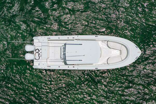 Edgewater 318CC Yacht For Sale