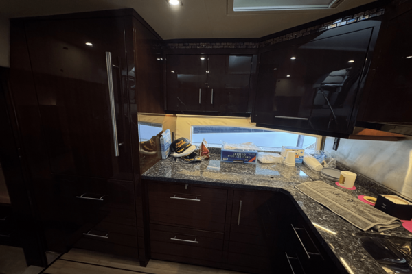 Regal 53 SPORT COUPE Yacht For Sale