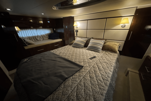 Regal 53 SPORT COUPE Yacht For Sale