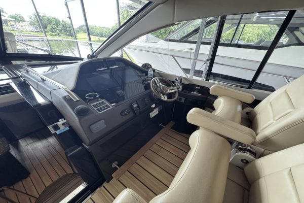 Regal 53 SPORT COUPE Yacht For Sale