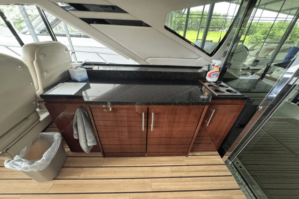 Regal 53 SPORT COUPE Yacht For Sale