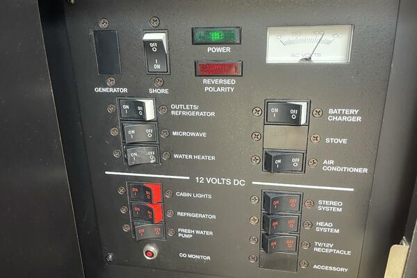 26ft Sea Ray Yacht For Sale