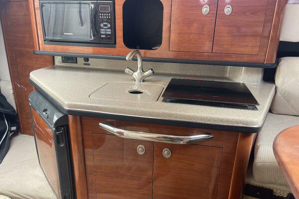 26ft Sea Ray Yacht For Sale