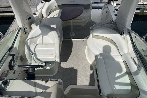 26ft Sea Ray Yacht For Sale