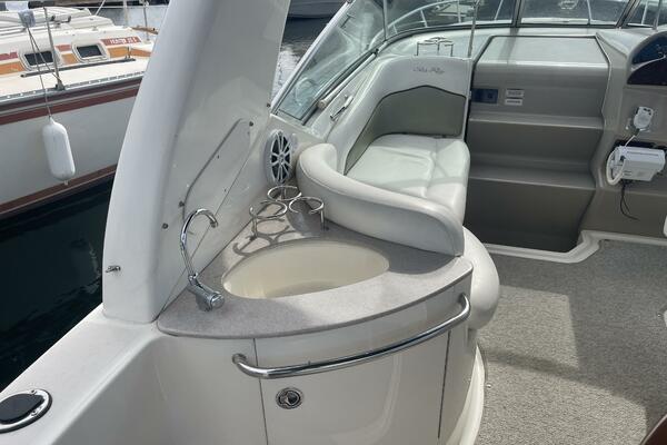 26ft Sea Ray Yacht For Sale