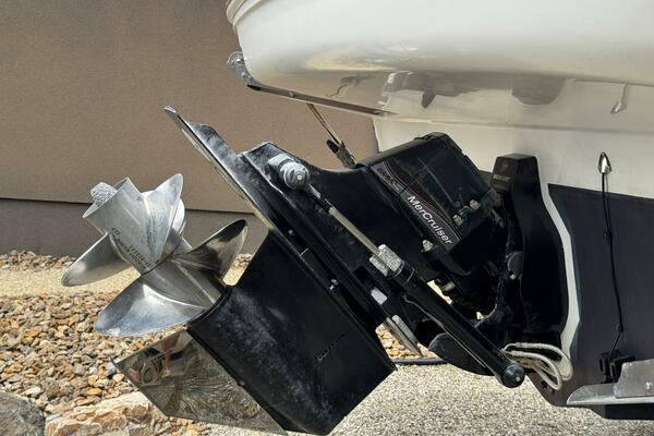 26ft Sea Ray Yacht For Sale