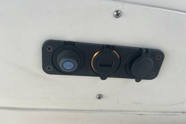 26ft Sea Ray Yacht For Sale