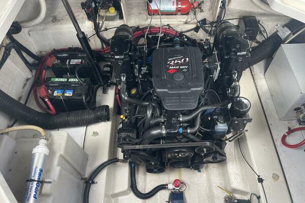 26ft Sea Ray Yacht For Sale