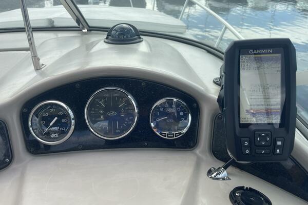 26ft Sea Ray Yacht For Sale