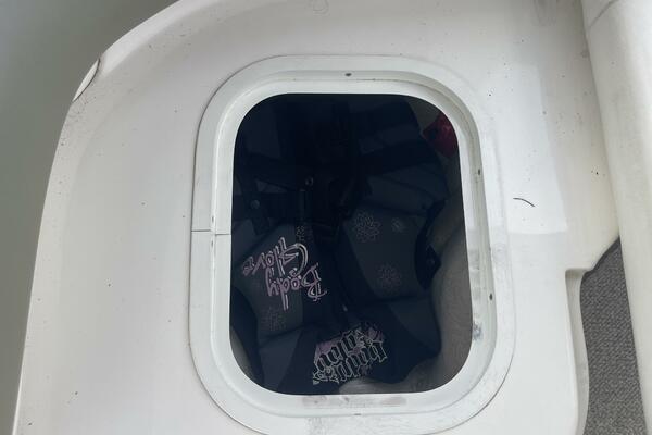 26ft Sea Ray Yacht For Sale