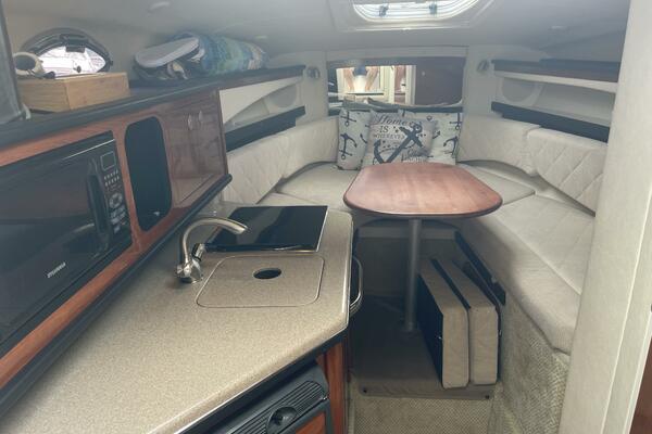 26ft Sea Ray Yacht For Sale