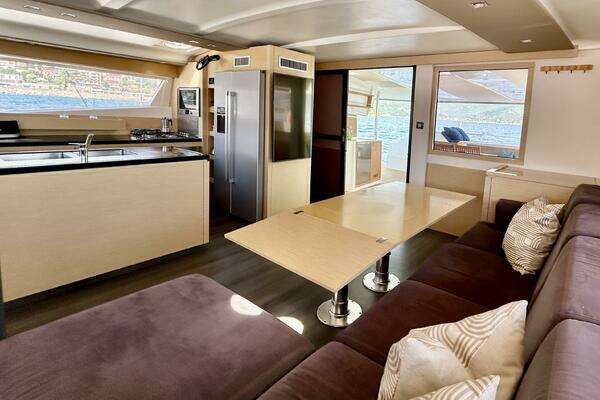 Fountaine Pajot Sanya 57 Yacht For Sale
