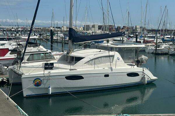 Leonard 38 Yacht For Sale