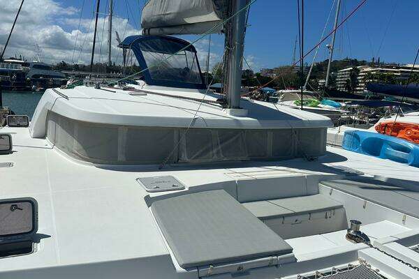Beneteau Lagoon 500 Yacht For Sale