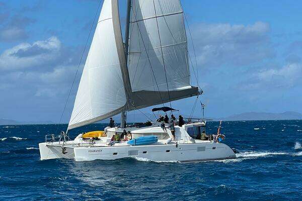 Beneteau Lagoon 500 Yacht For Sale