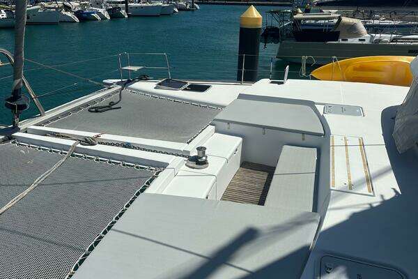 Beneteau Lagoon 500 Yacht For Sale