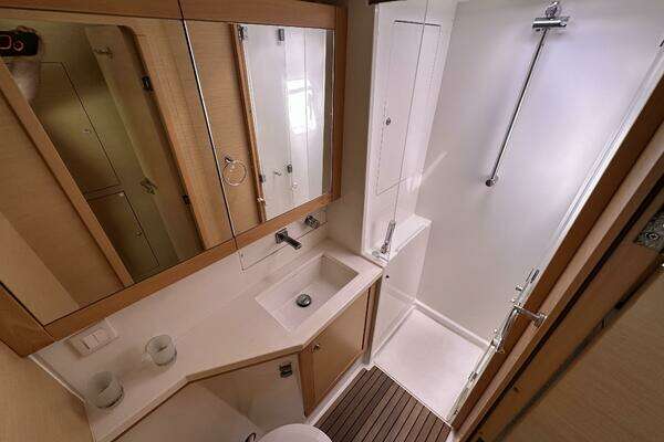 Lagoon 450 Yacht For Sale