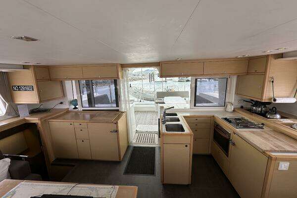 Lagoon 450 Yacht For Sale