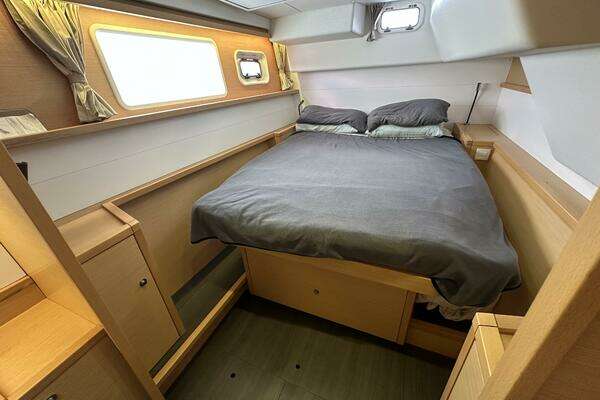 Lagoon 450 Yacht For Sale