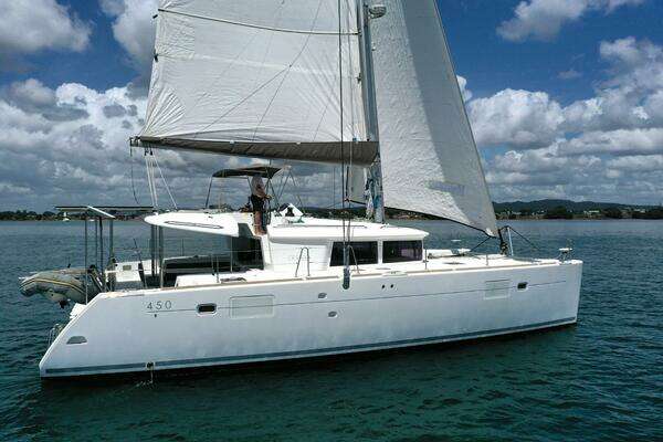 Lagoon 450 Yacht For Sale