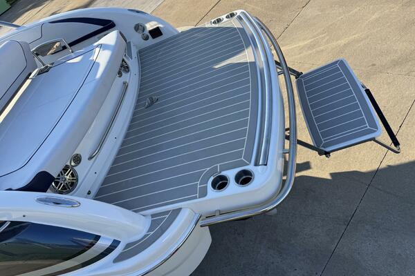 29ft Formula Yacht For Sale