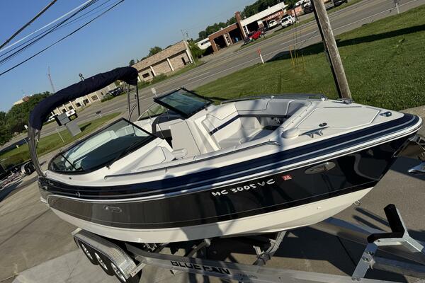 29ft Formula Yacht For Sale