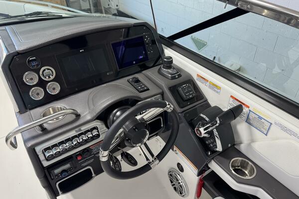 29ft Formula Yacht For Sale