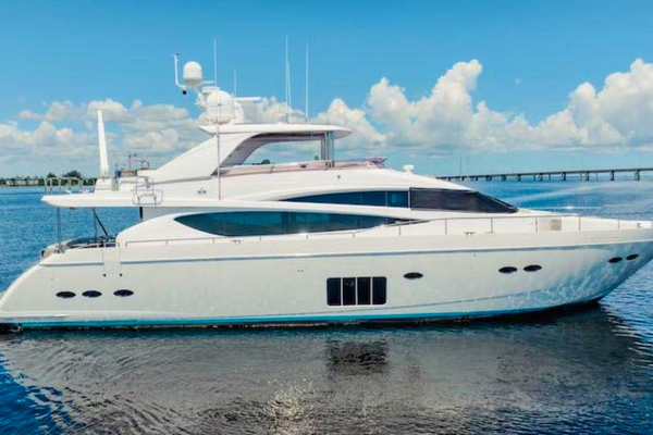 85' Princess Yachts