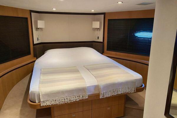VIXEN 85ft Princess Yachts Yacht For Sale