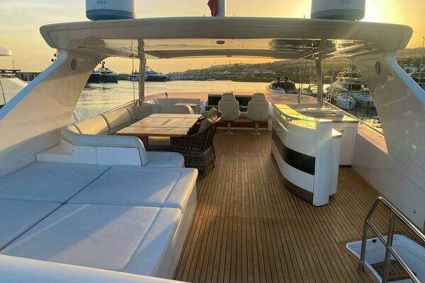 VIXEN 85ft Princess Yachts Yacht For Sale
