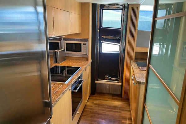 VIXEN 85ft Princess Yachts Yacht For Sale