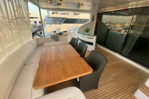 VIXEN 85ft Princess Yachts Yacht For Sale