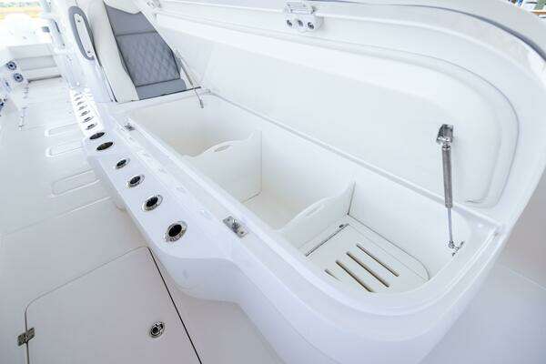 Invincible  Yacht For Sale