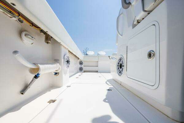 Invincible  Yacht For Sale